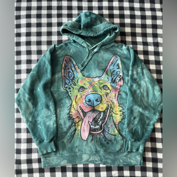 Green The Mountain German Shepherd hoodie Small - Picture 1 of 4